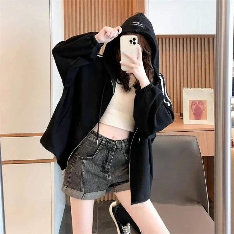 Winter Clothing Essentials For Women - Kontras Warna dengan Ritsleting Hoodie Wanita