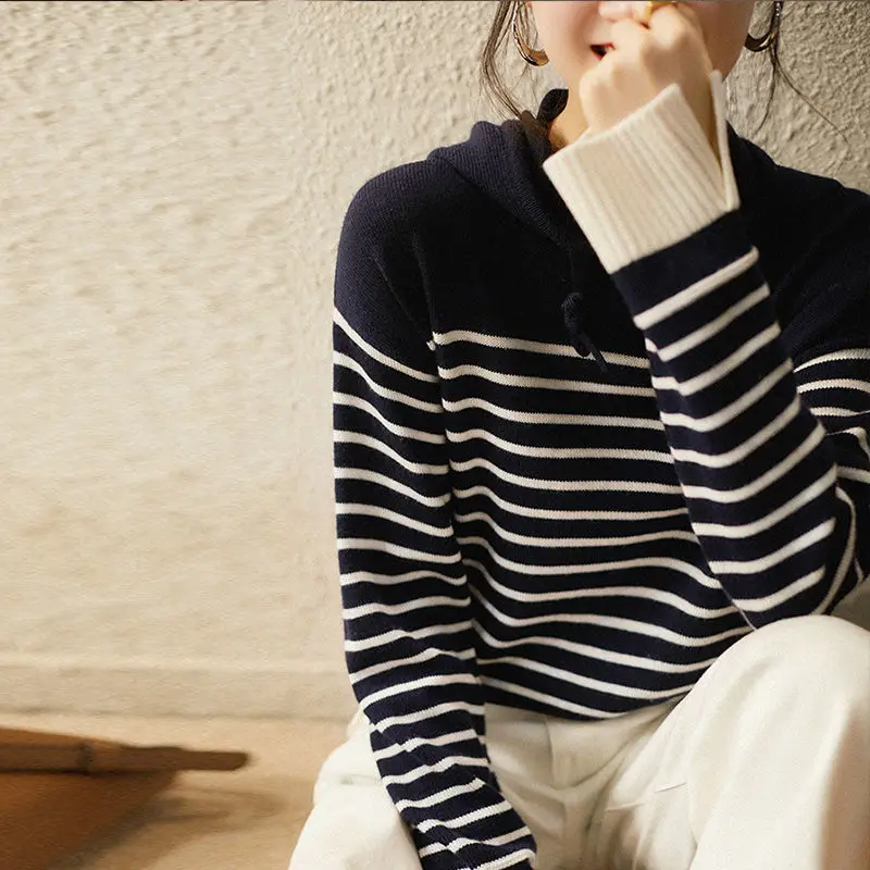 Winter Clothing Essentials For Women - Sweater Hoodie Longgar Lengan Panjang untuk