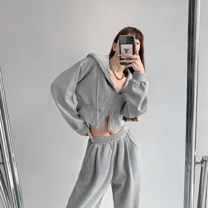 Kaus Hoodie Wanita Ritsleting  - Winter Clothing Essentials For Women ulasan dan harga